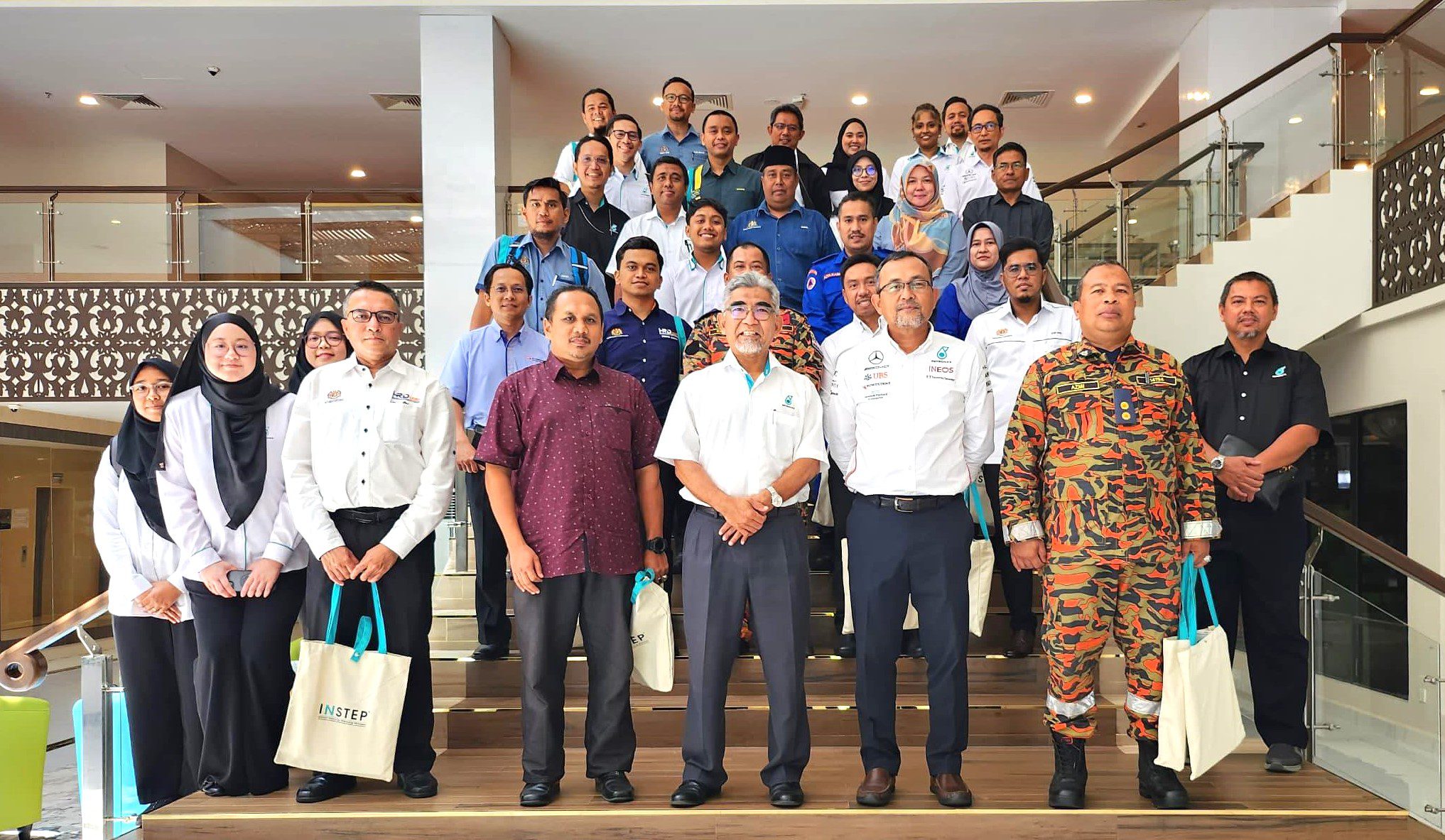 ‘Connect & Collaborate’ Bersama Pemegang Taruh INSTEP