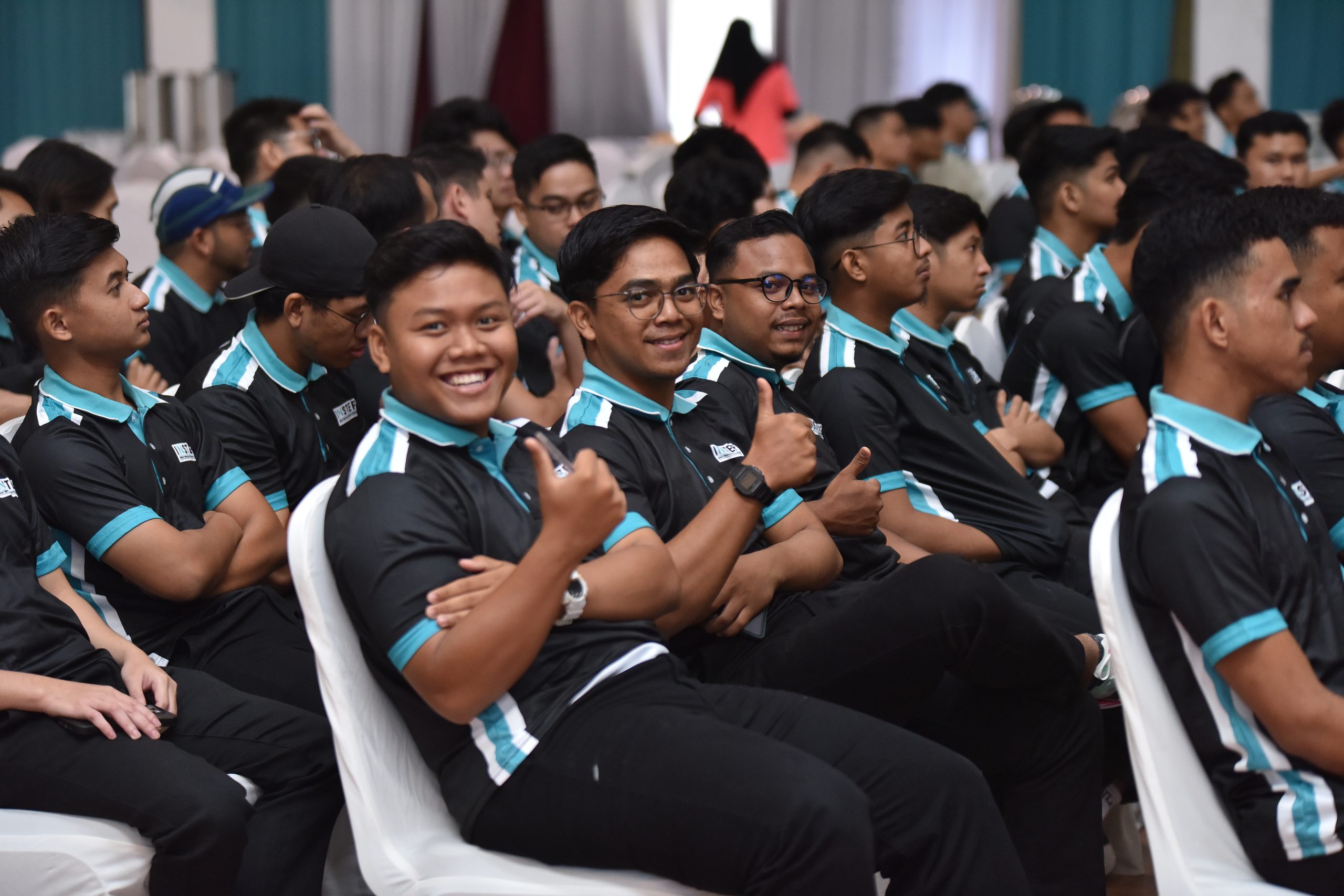 Students attending the induction event the day after registration day.