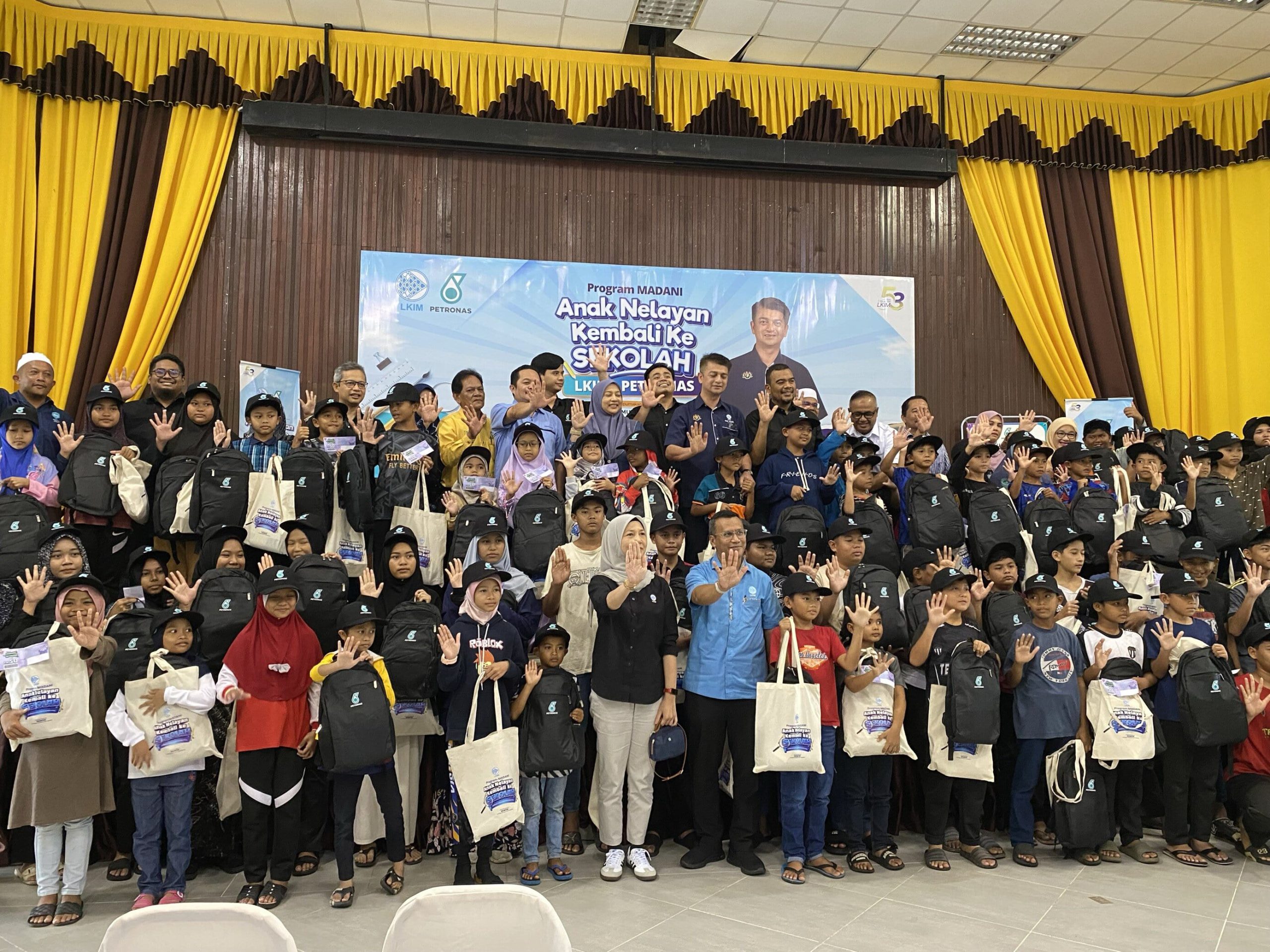 INSTEP Uncovers Paths in TVET for Back to School Programme with 100 Students from Fisherman Community